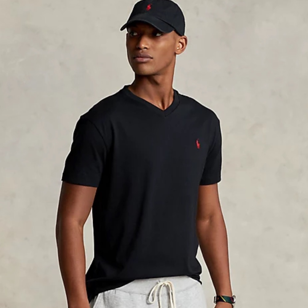 POLO RALPH LAUREN
Men's Custom-Fit V Neck T-Shirt